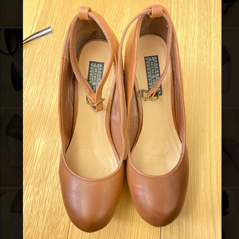 Deena & ozzy leather cutout wood wedge